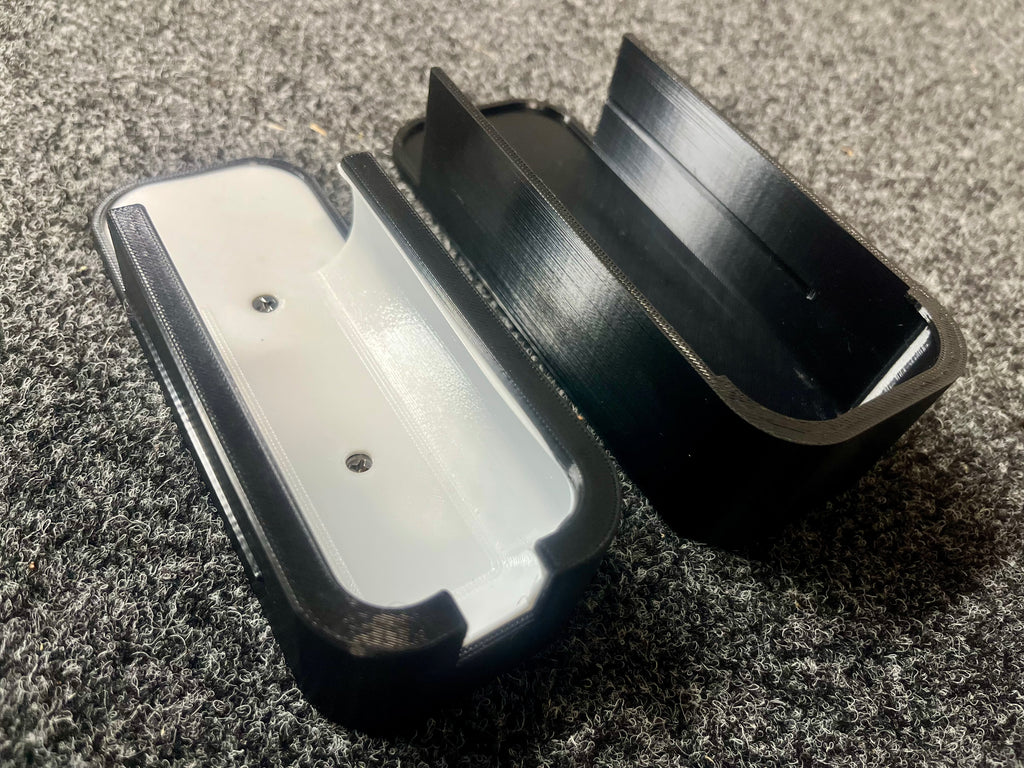Garmin Kraken Trolling Motor Remote Holder – WaveShield Protective Cradle | UV-Stable Marine Mount